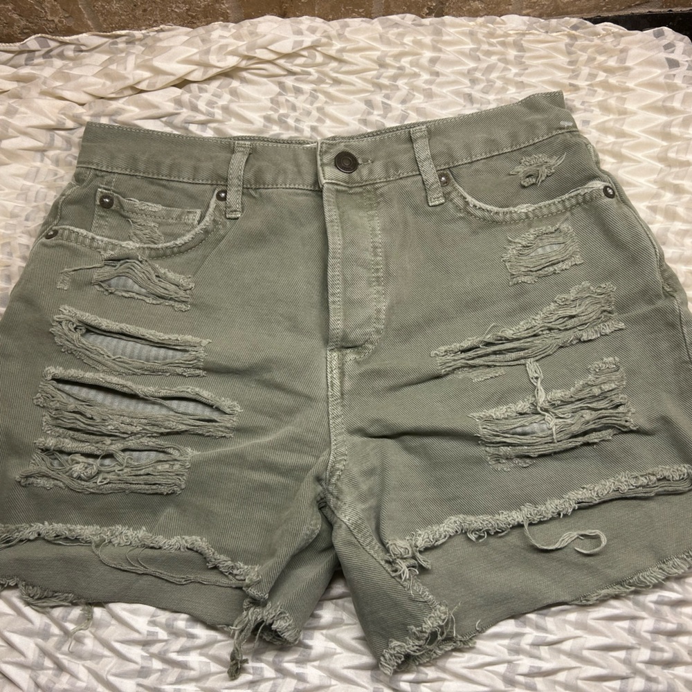 Free People Maggie Mid Rise Shorts ARMY NWT SIZE 25